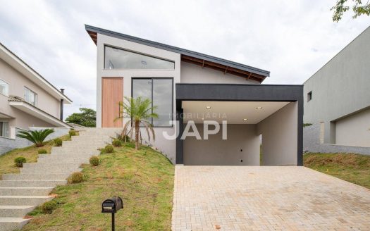 Casa de Condomínio à venda