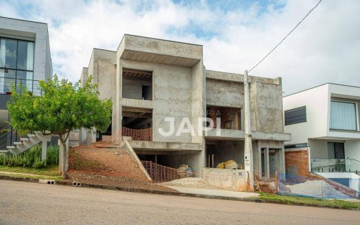 Casa de Condomínio à venda