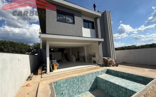 Casa em Condomínio à venda