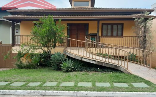 Casa em Condomínio à venda