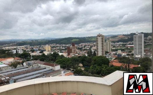Cobertura à venda