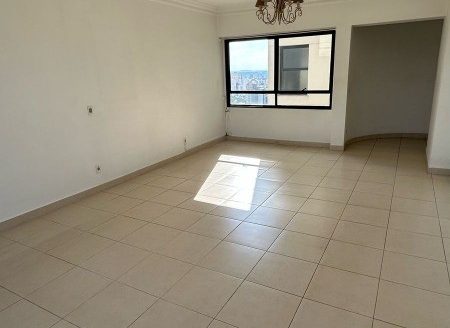 Apartamento à venda