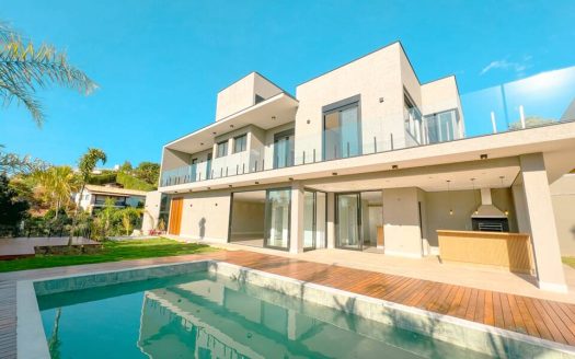 Casa em Condomínio à venda