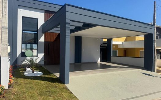 Casa em Condomínio à venda