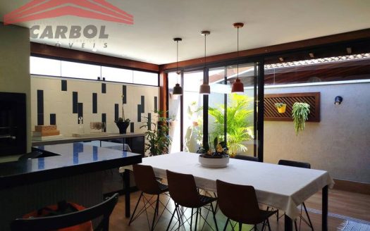 Casa em Condomínio à venda