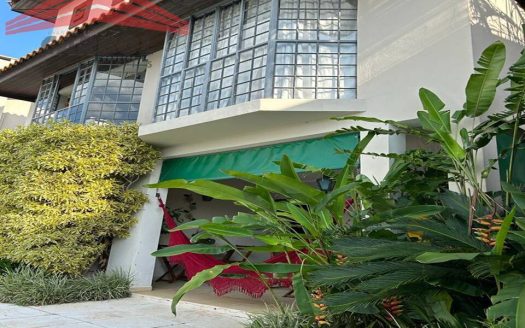 Casa em Condomínio à venda
