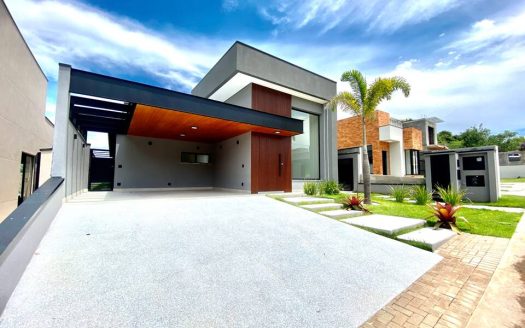Casa em Condomínio à venda