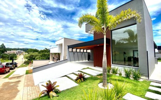 Casa em Condomínio à venda