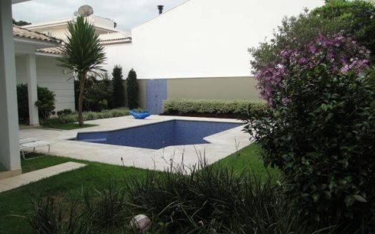 Casa em Condomínio à venda