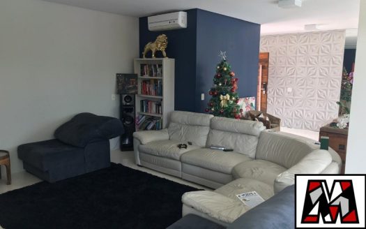 Casa em Condomínio à venda