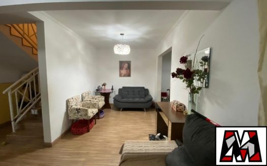 Casa em Condomínio à venda