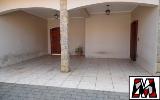 Casa à venda