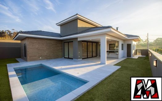 Casa em Condomínio à venda