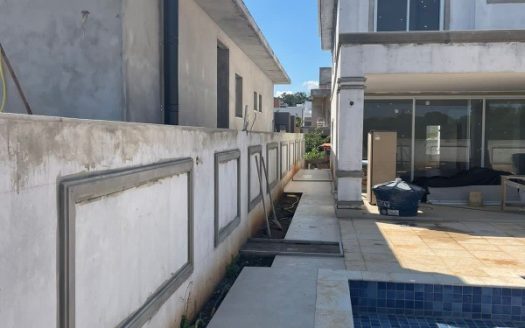 Casa em Condomínio à venda