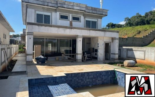 Casa em Condomínio à venda