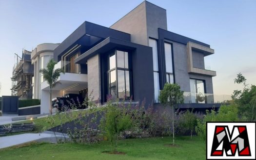 Casa em Condomínio à venda