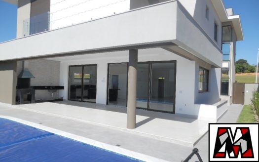 Casa em Condomínio à venda