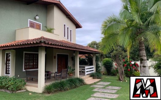 Casa em Condomínio à venda