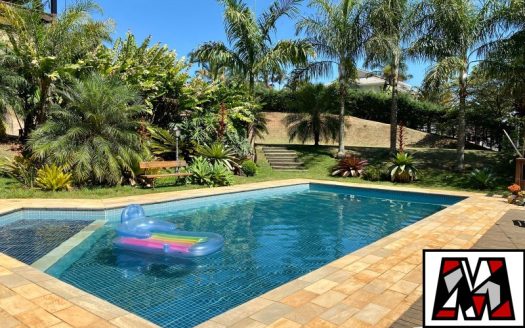 Casa em Condomínio à venda