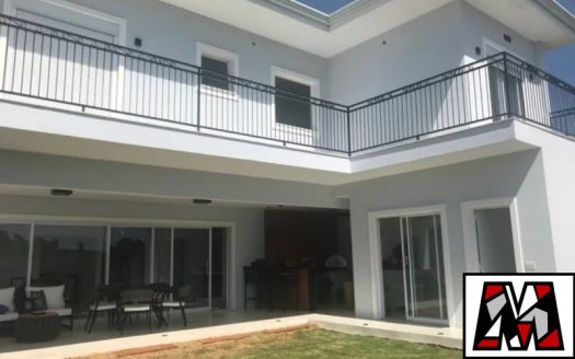 Casa em Condomínio à venda