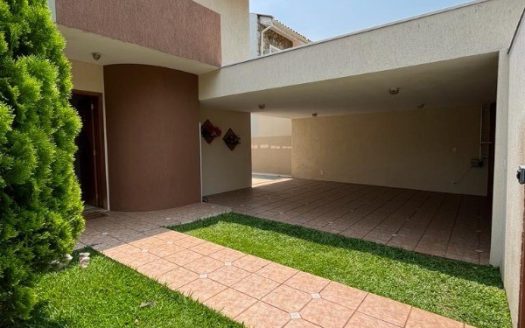 Casa em Condomínio à venda