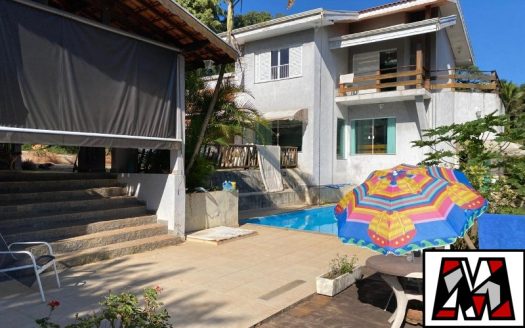 Casa em Condomínio à venda