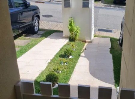 Casa em Condomínio à venda