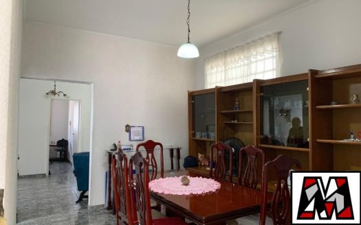 Casa à venda