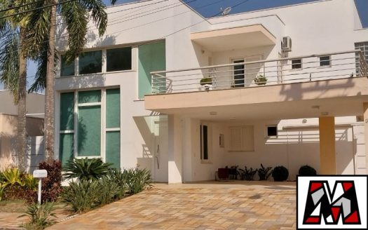 Casa em Condomínio à venda