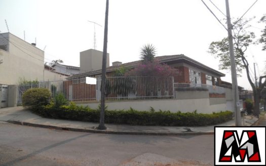 Casa à venda