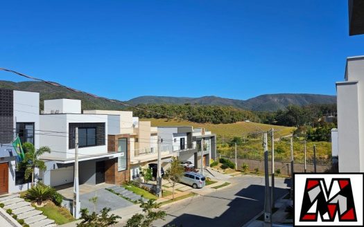 Casa em Condomínio à venda