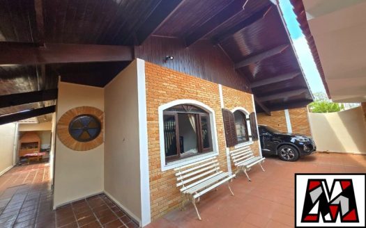 Casa à venda