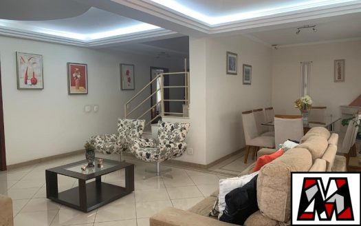 Casa em Condomínio à venda