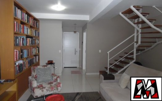 Casa em Condomínio à venda
