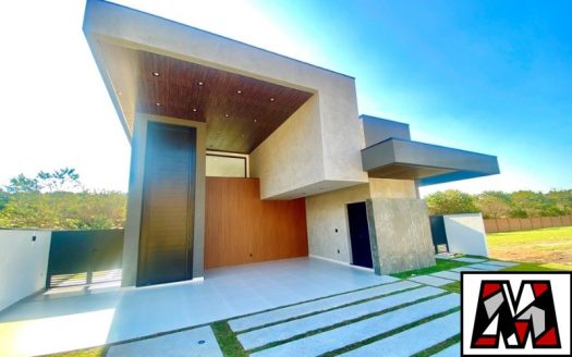 Casa em Condomínio à venda