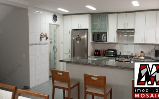 Casa em Condomínio à venda