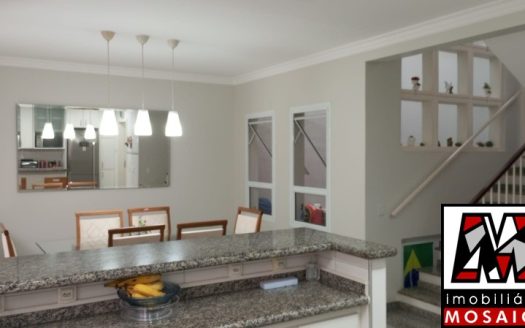 Casa em Condomínio à venda