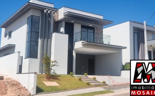 Casa em Condomínio à venda