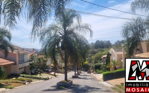 Casa em Condomínio à venda