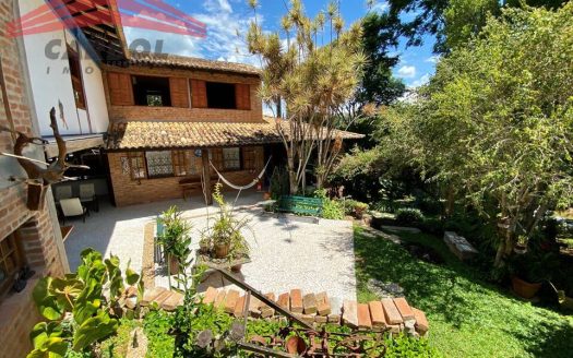 Casa em Condomínio à venda