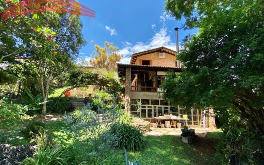 Casa em Condomínio à venda