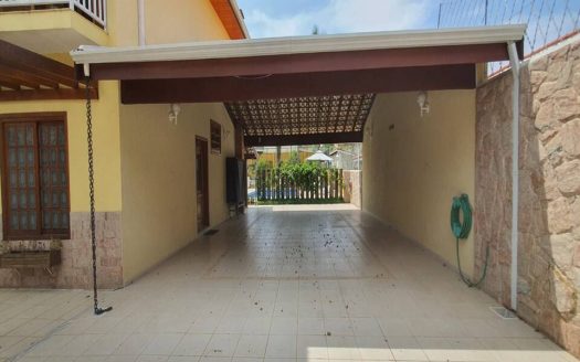Casa em Condomínio à venda