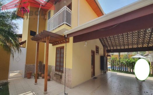 Casa em Condomínio à venda