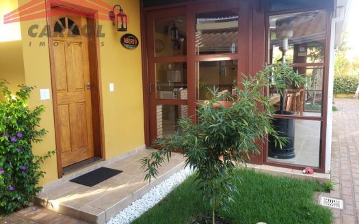 Casa em Condomínio à venda