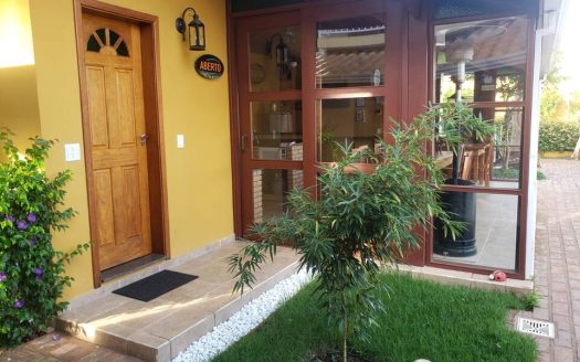 Casa em Condomínio à venda
