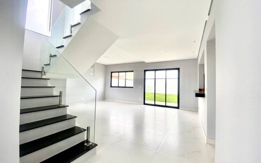 Casa em Condomínio à venda