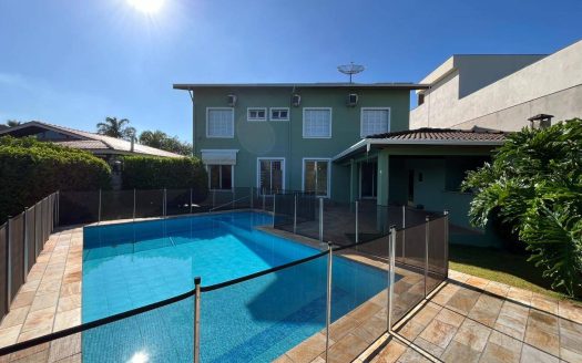 Casa em Condomínio à venda