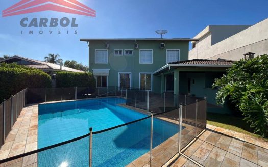 Casa em Condomínio à venda