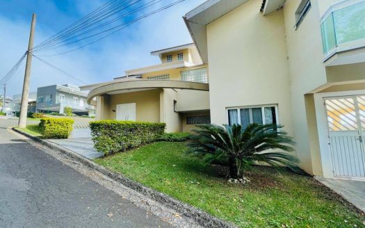 Casa em Condomínio à venda