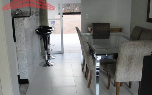 Casa em Condomínio à venda